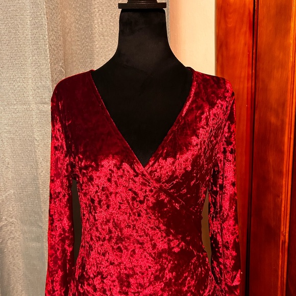 SHEIN velvet mini dress - Picture 4 of 7